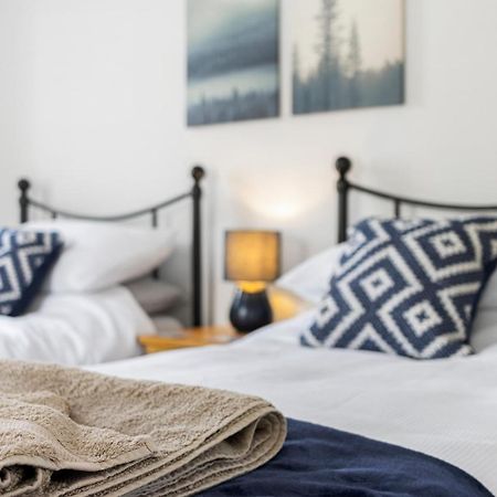A Modern And Cosy Apartment Just Yards From Brixham'S Bustling Harbourside Εξωτερικό φωτογραφία