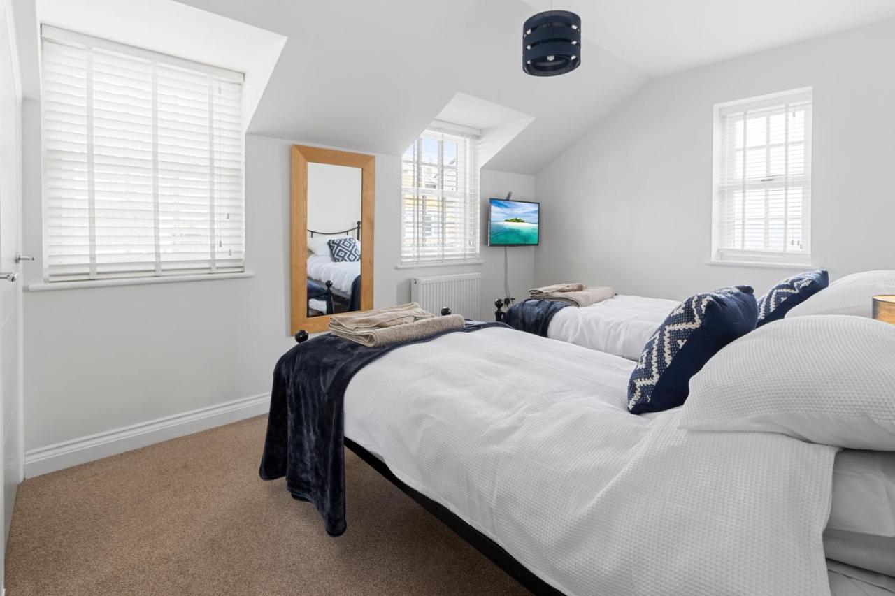 A Modern And Cosy Apartment Just Yards From Brixham'S Bustling Harbourside Εξωτερικό φωτογραφία