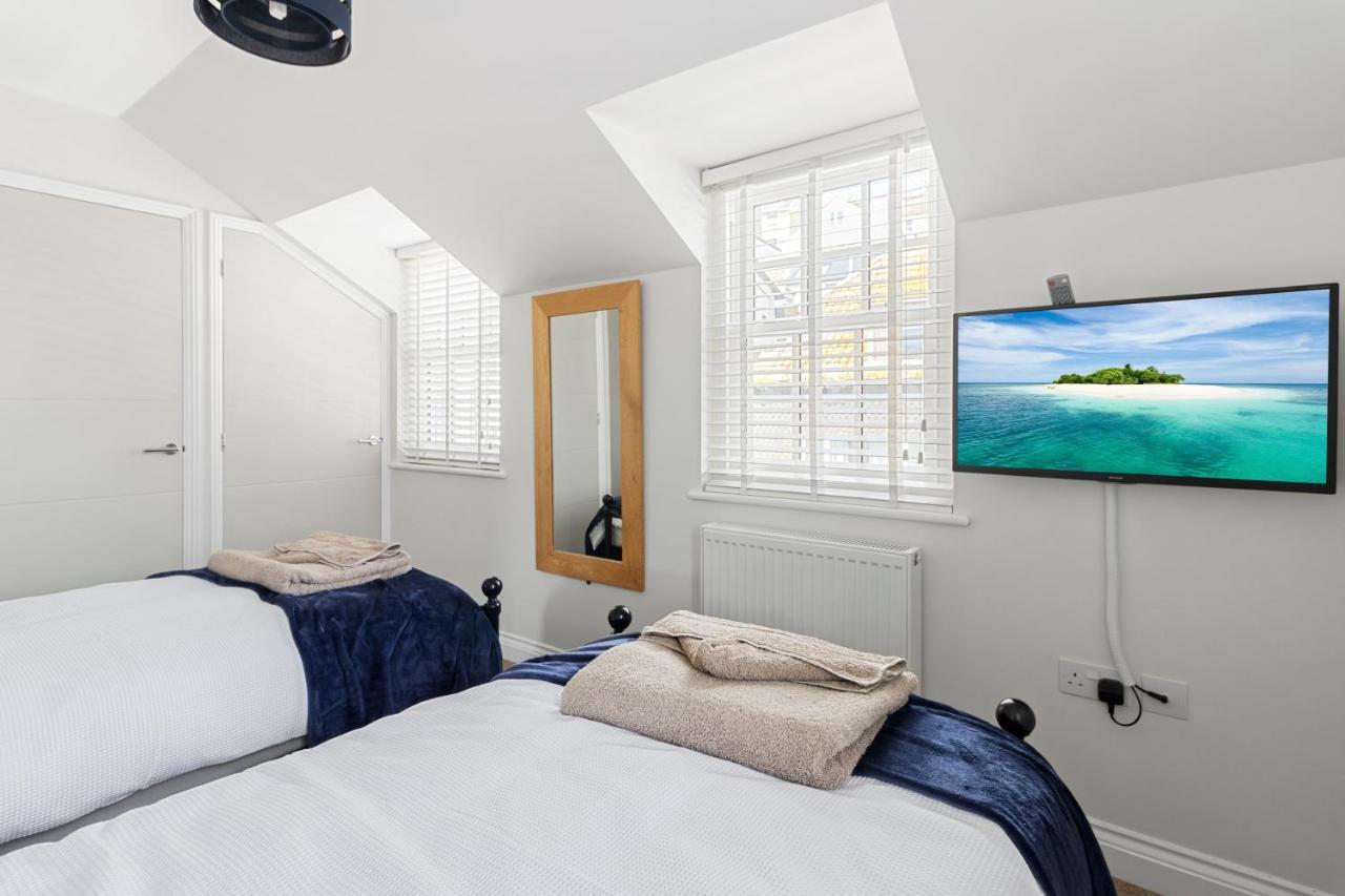 A Modern And Cosy Apartment Just Yards From Brixham'S Bustling Harbourside Εξωτερικό φωτογραφία